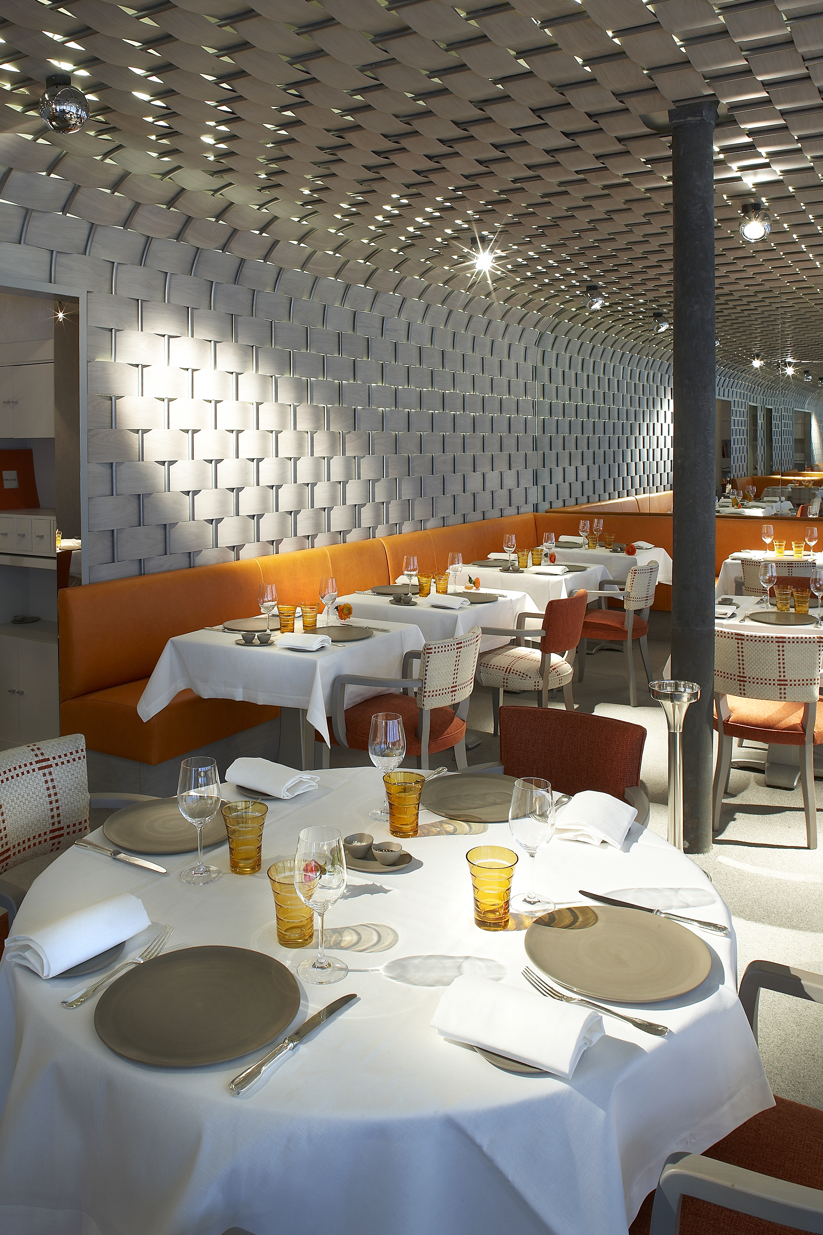 Le Frank - Jean-Louis Nomicos in Paris - Restaurant Reviews, Menu and  Prices